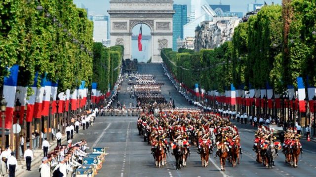 Ziua națională a Franței, fără paradă militară, pe Champs Elysee