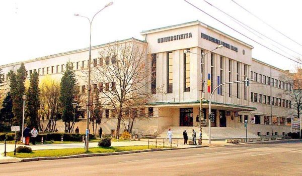 Universitatea din Sibiu lansează cea mai mare competiţie internă de granturi de cercetare din ţară