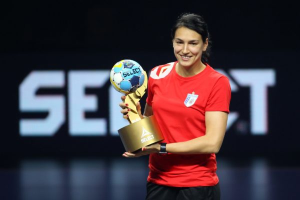 Cristina Neagu, cea mai bună jucătoare de handbal din lume, are coronavirus!