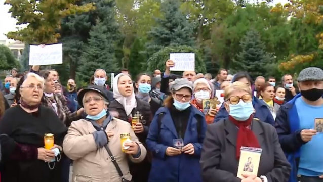 Proteste la Iași. Patriarhul Daniel speră, totuși, că pelerinii se vor putea ruga la moaștele Sfintei Parascheva