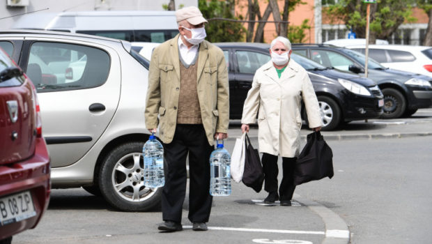 Alexandria: Masca de protecție, obligatorie, în toate spațiile publice