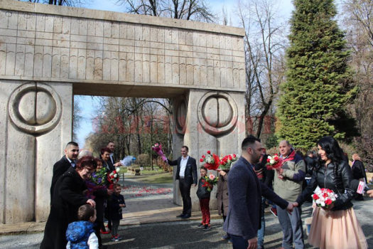 S-a schimbat programul căsătoriilor la Poarta Sărutului, din Târgu-Jiu