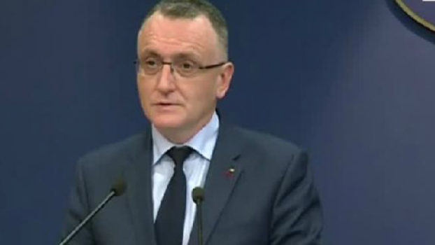 Ministrul Educației: Există măști pentru elevii care vor reveni la școală