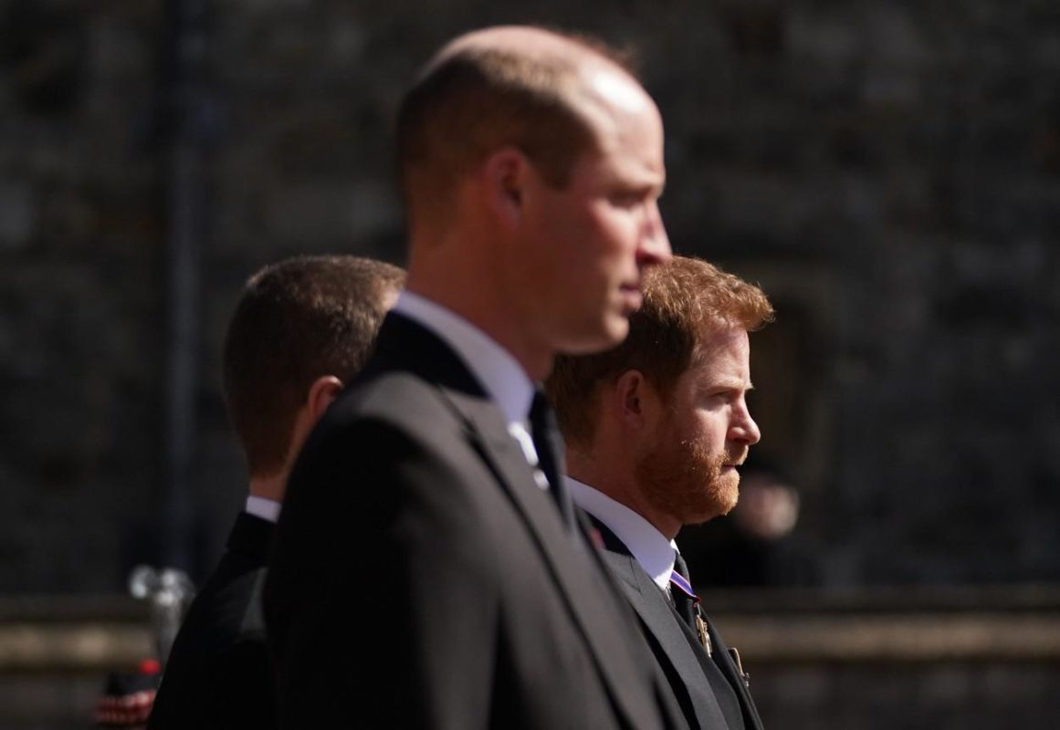 Posibilă împăcare între William și Harry, la funeraliile prințului Philip