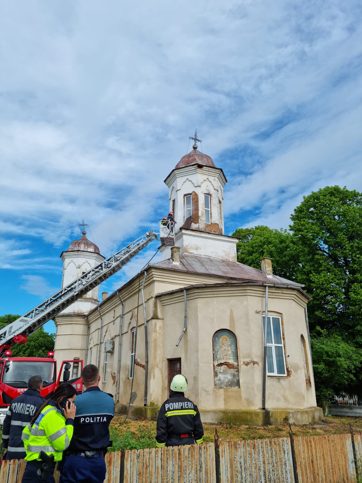 Incendiu la biserica- monument istoric din Catane