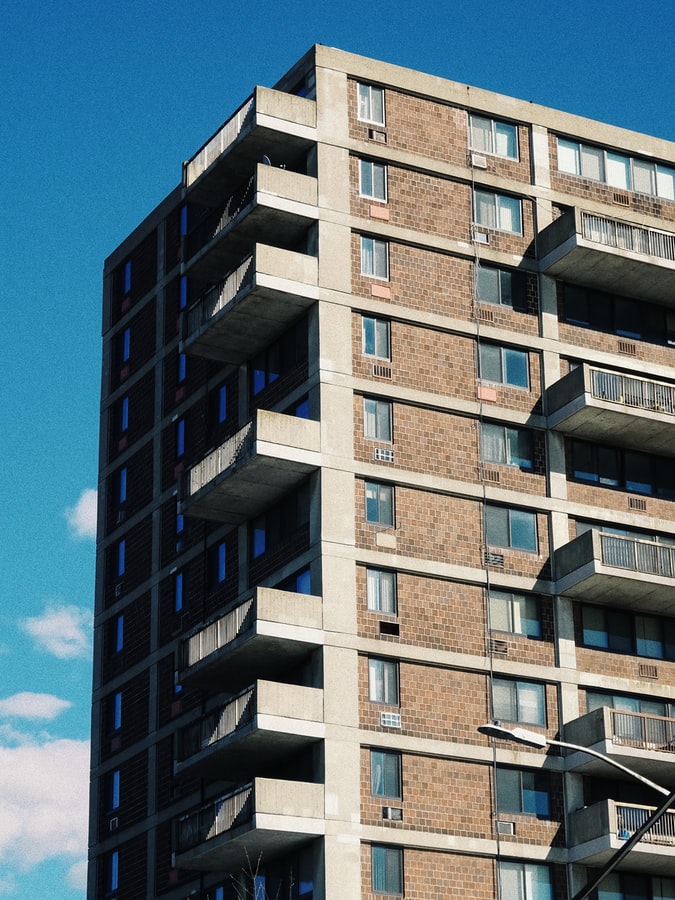 Craiovenii nu sunt interesați de proiectul privind anveloparea termică a blocurilor din municipiu