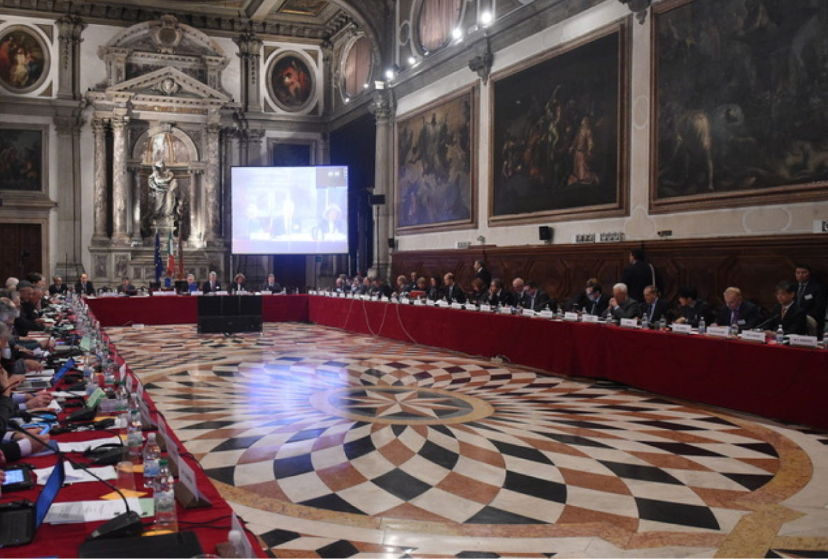 Comisia de la Veneţia este de acord cu desființarea Secţiei Speciale pentru Investigarea Infracţiunilor