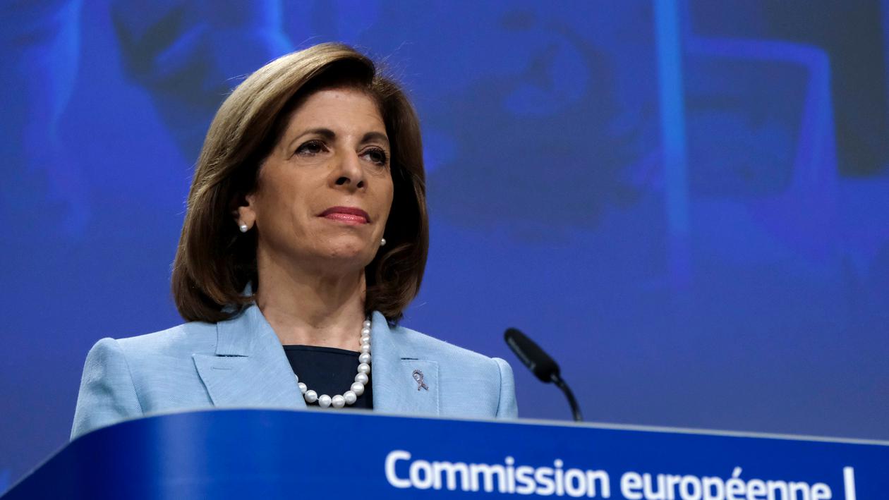 Comisia Europeană: Toate serurile anti-Covid sunt sigure și eficiente