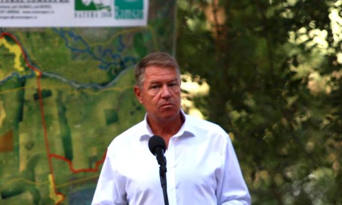 Klaus Iohannis: pandemia poate fi învinsă prin vaccinare