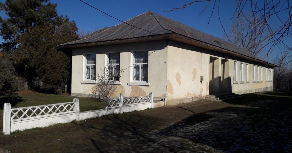 Olt: Sute de unități de învățământ, fără autorizație de funcționare