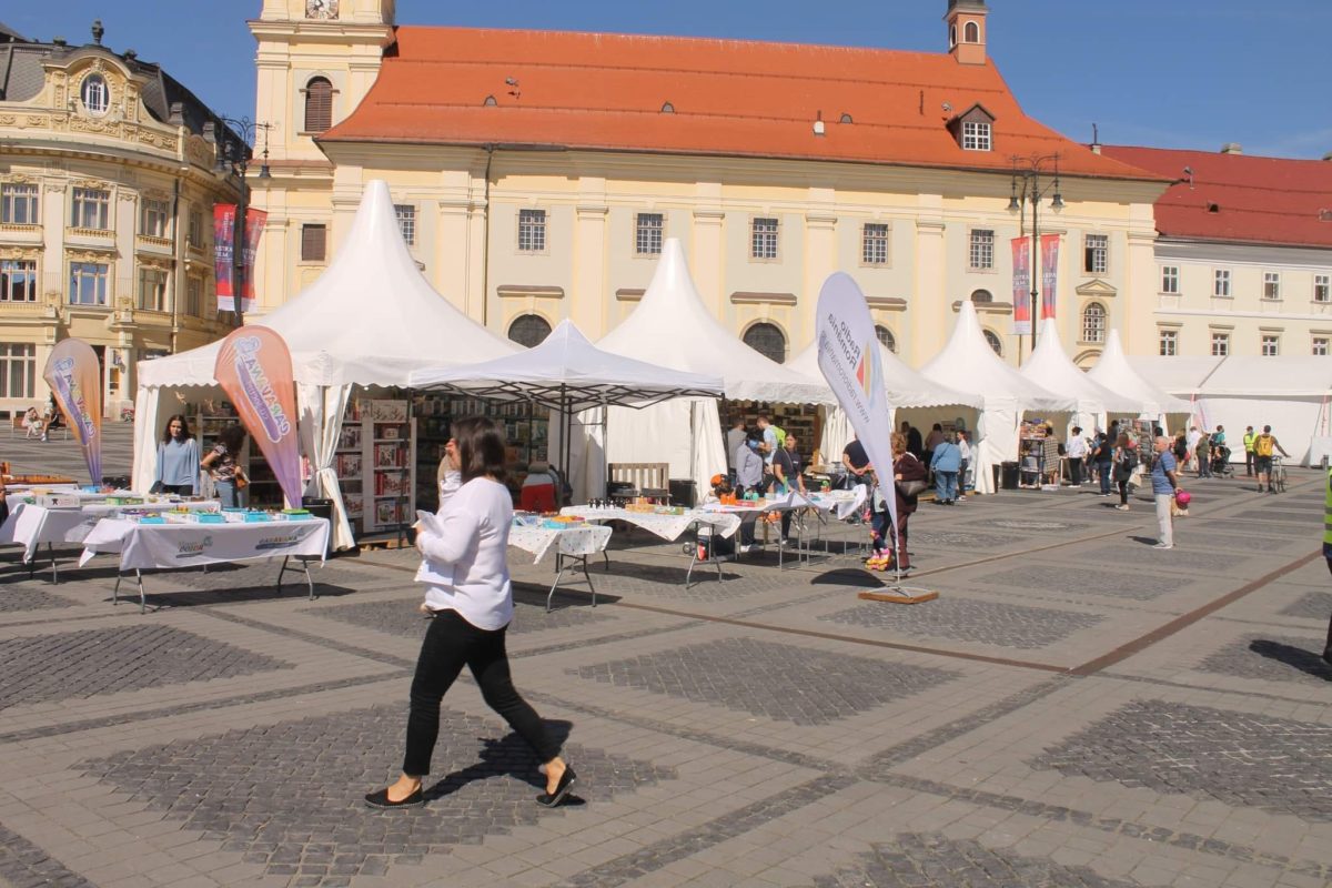 Lansări de carte, la Târgul de Carte Gaudeamus Radio România de la Sibiu