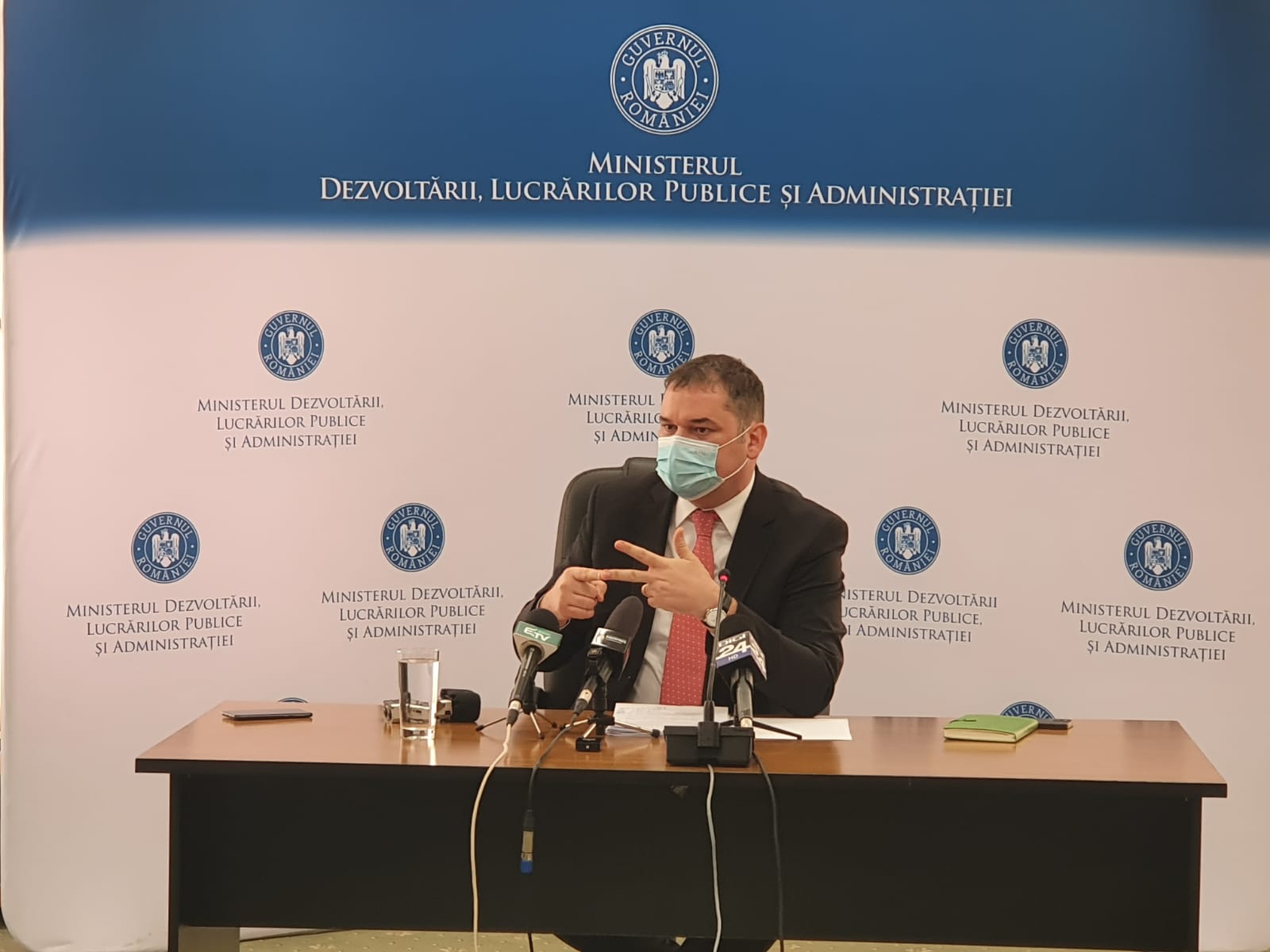 Ministerul Administrației propune finanțarea de la bugetul de stat a consolidării tuturor clădirilor cu risc seismic ridicat