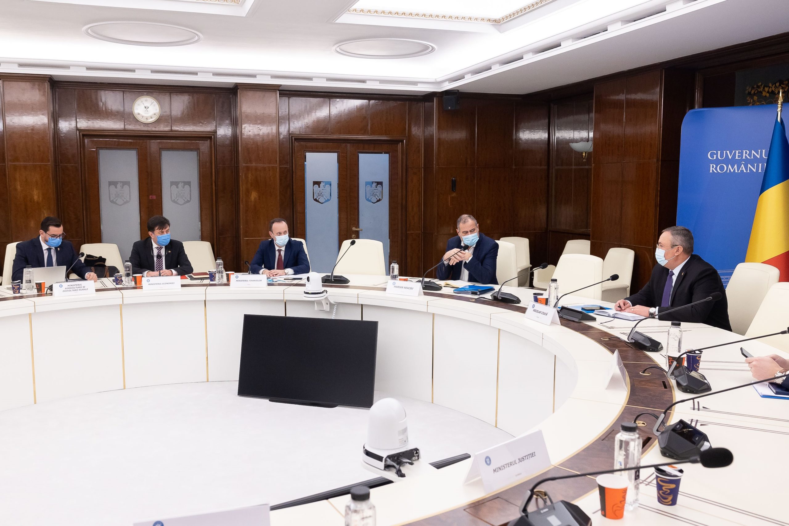 Liderii coaliției de guvernare au discutat despre varianta finală a schemei de compensare pentru marii consumatori de energie