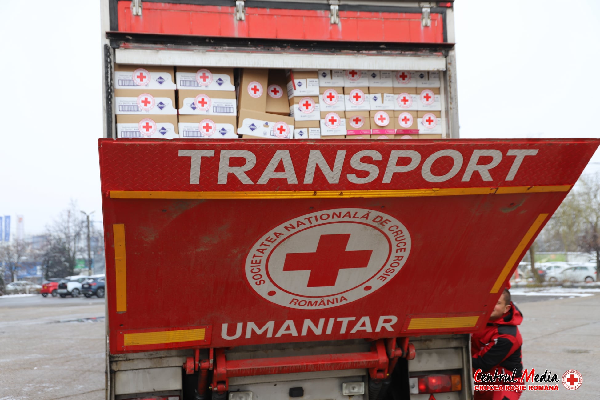 În Vâlcea, Crucea Roșie va fi prezentă în fața Sălii Sporturilor ca să colecteze ajutoare pentru poporul ucrainean