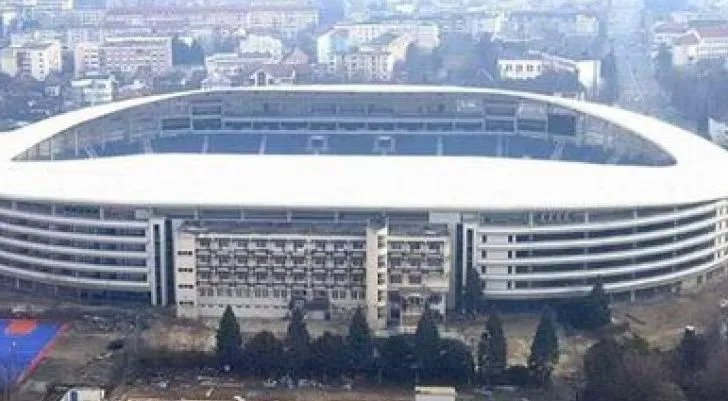Hotelul din incinta Stadionului municipal Târgu Jiu poate caza refugiați