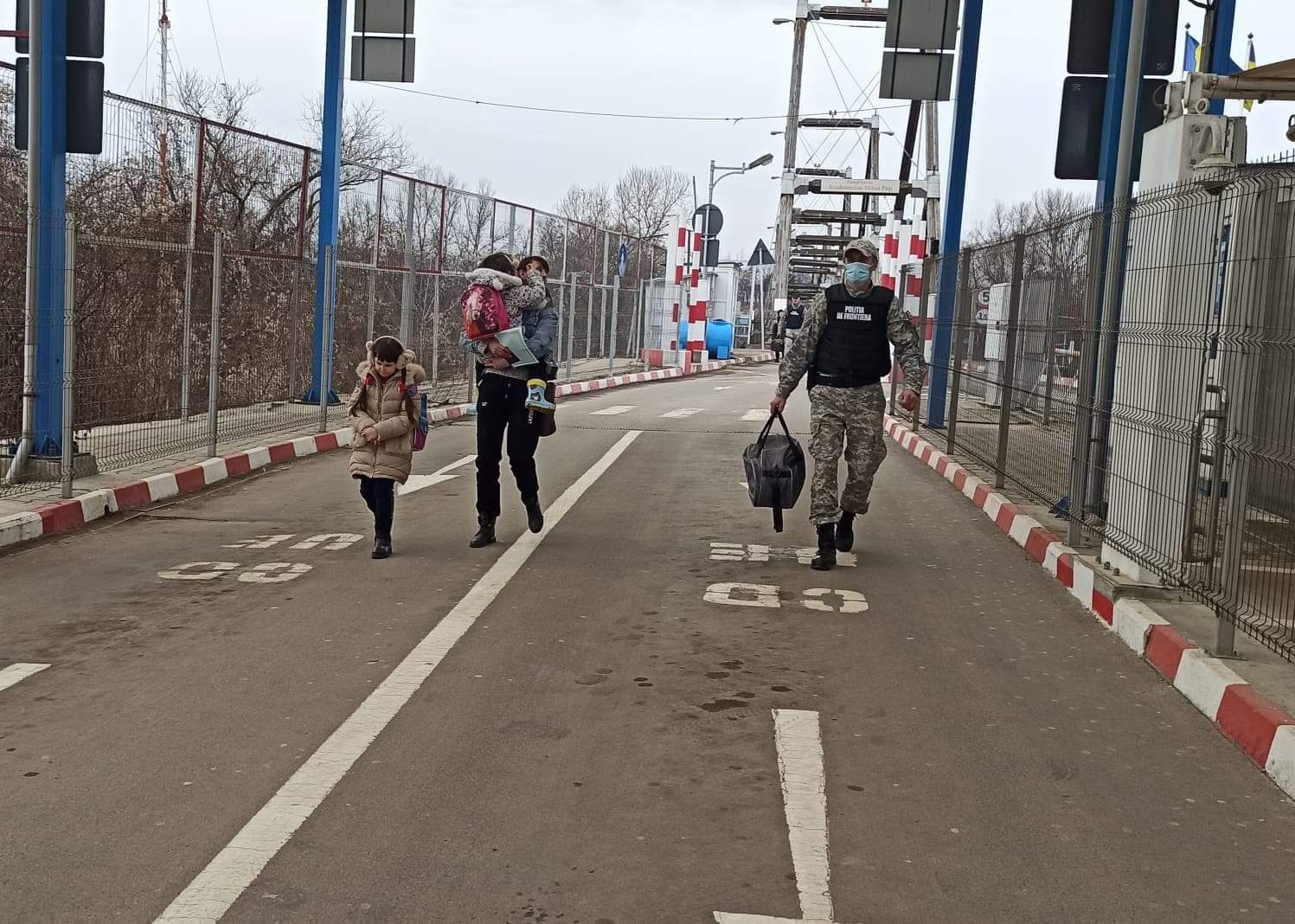 Numărul refugiaţilor care ajung în punctul de trecere a frontierei Siret a scăzut semnificativ