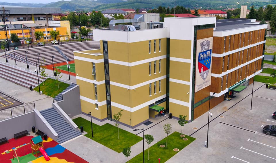 Un exercițiu pentru prevenirea și stingerea incendiilor este programat astăzi la sediul administrației din Râmnicu Vâlcea