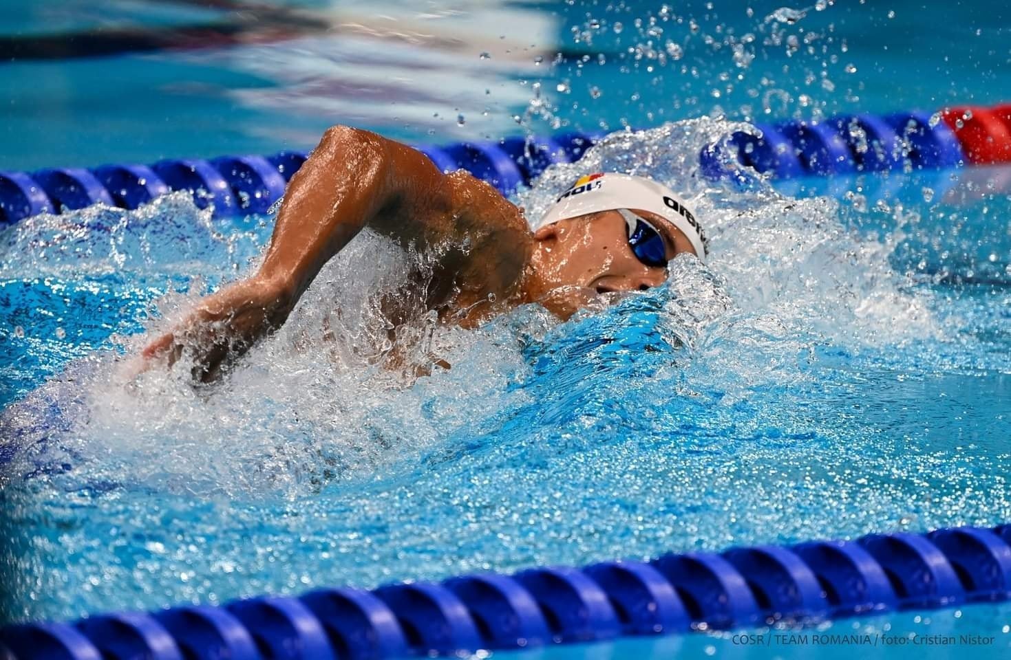 Înotătorul român David Popovici s-a calificat în finala probei de 200 m liber a Campionatului Mondial de Natație