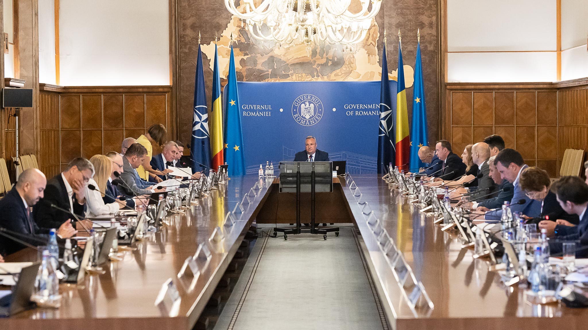 Guvernul urmează să discute despre proiectulul care va permite amânarea ratelor la bănci