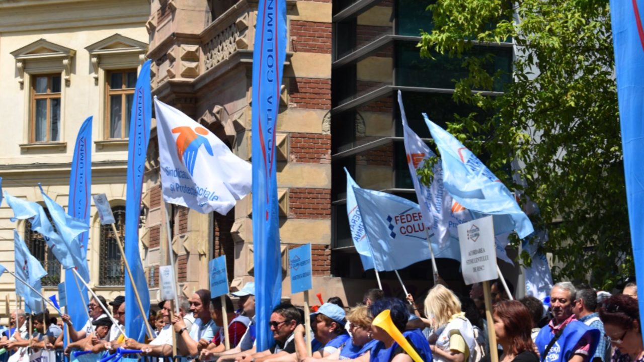 Protest, la Ministerul Muncii, pentru creșterea salariului minim