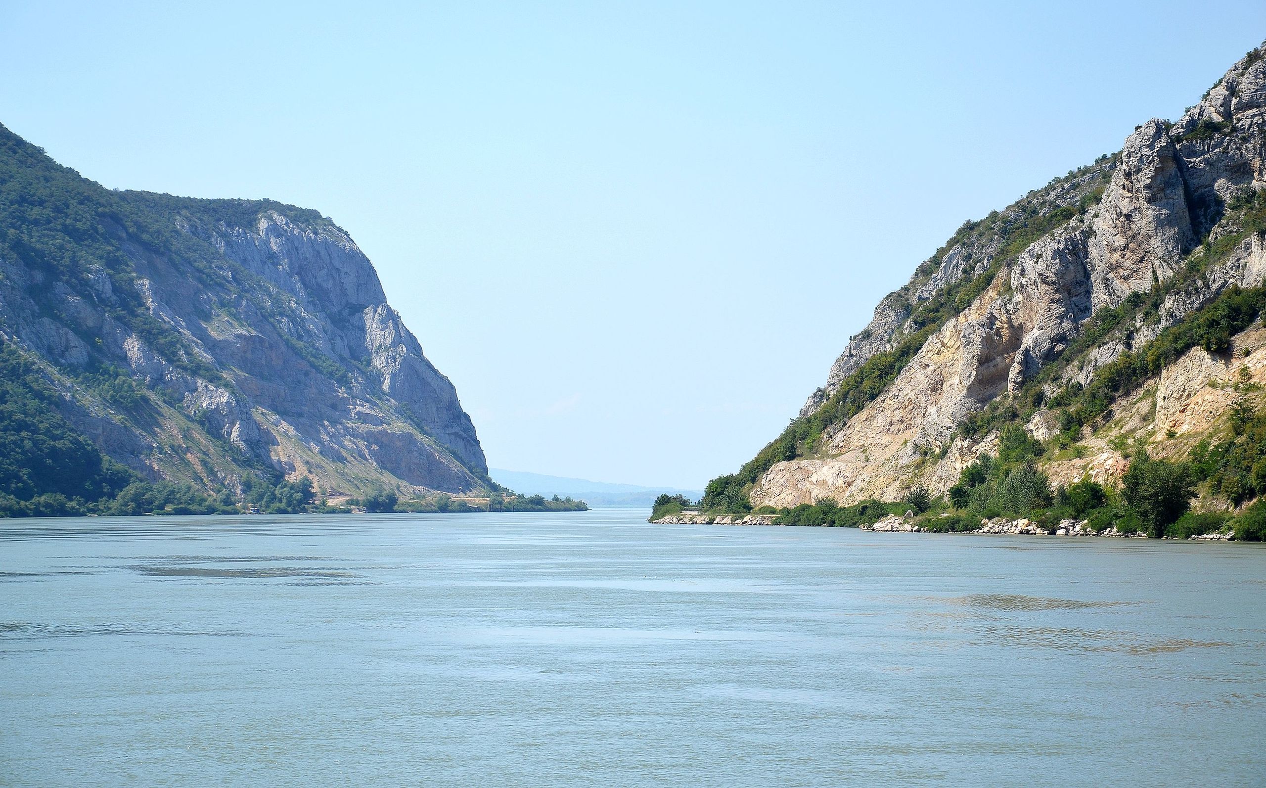 Debitul Dunării rămâne în continuare scăzut