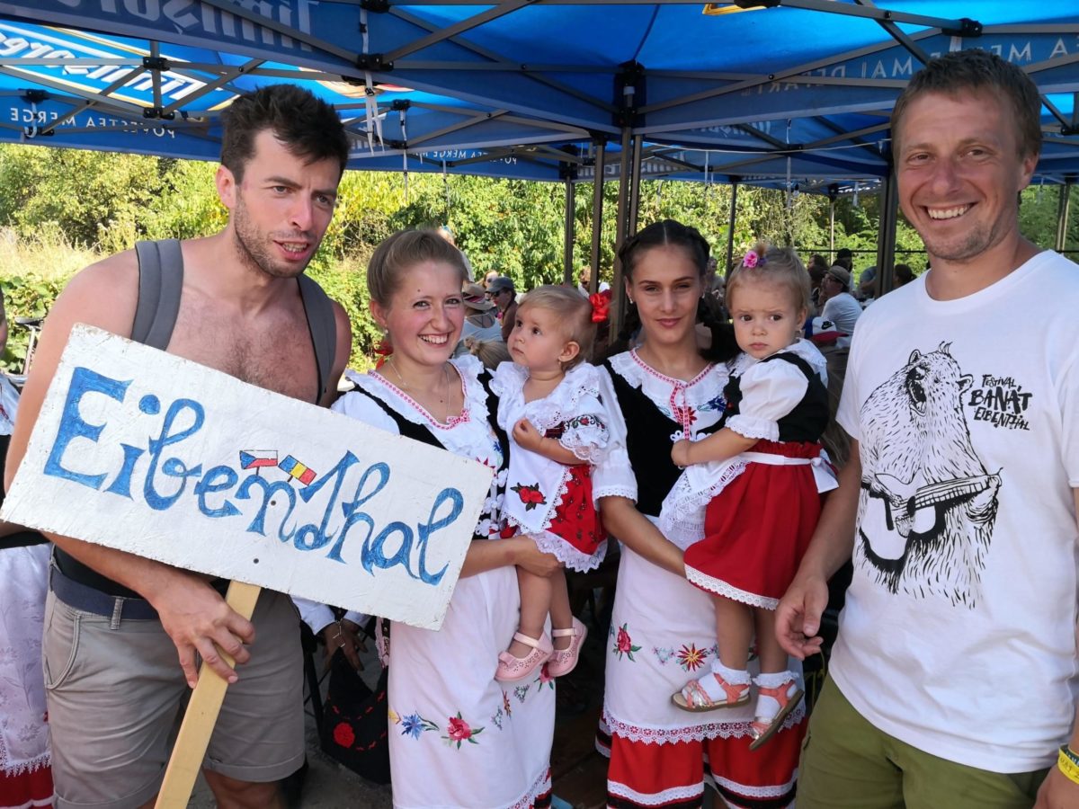 Mehedinți: A început Festivalul Banat de la Eibenthal