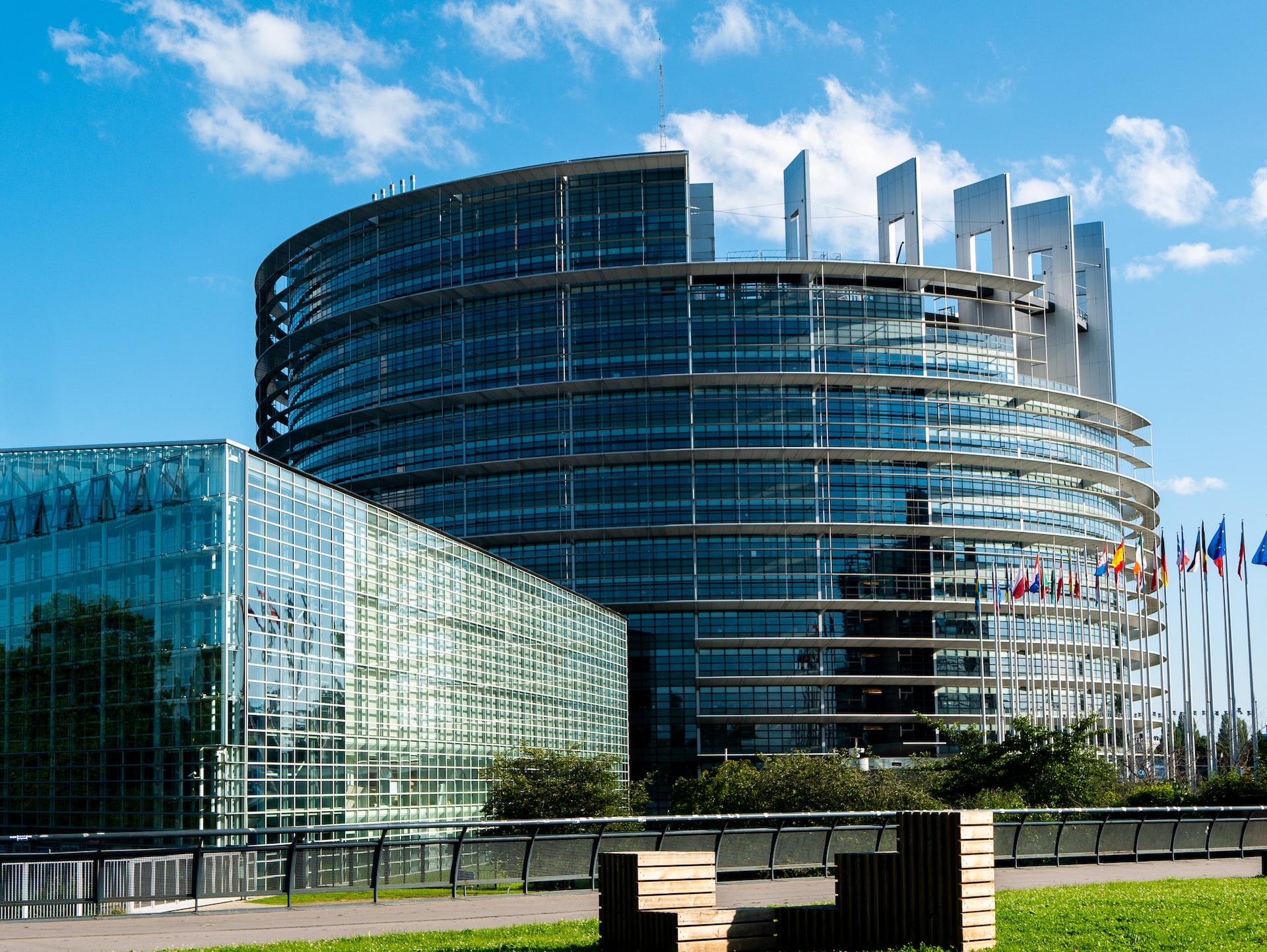 La Strasbourg, începe azi sesiunea de toamnă a Parlamentului European