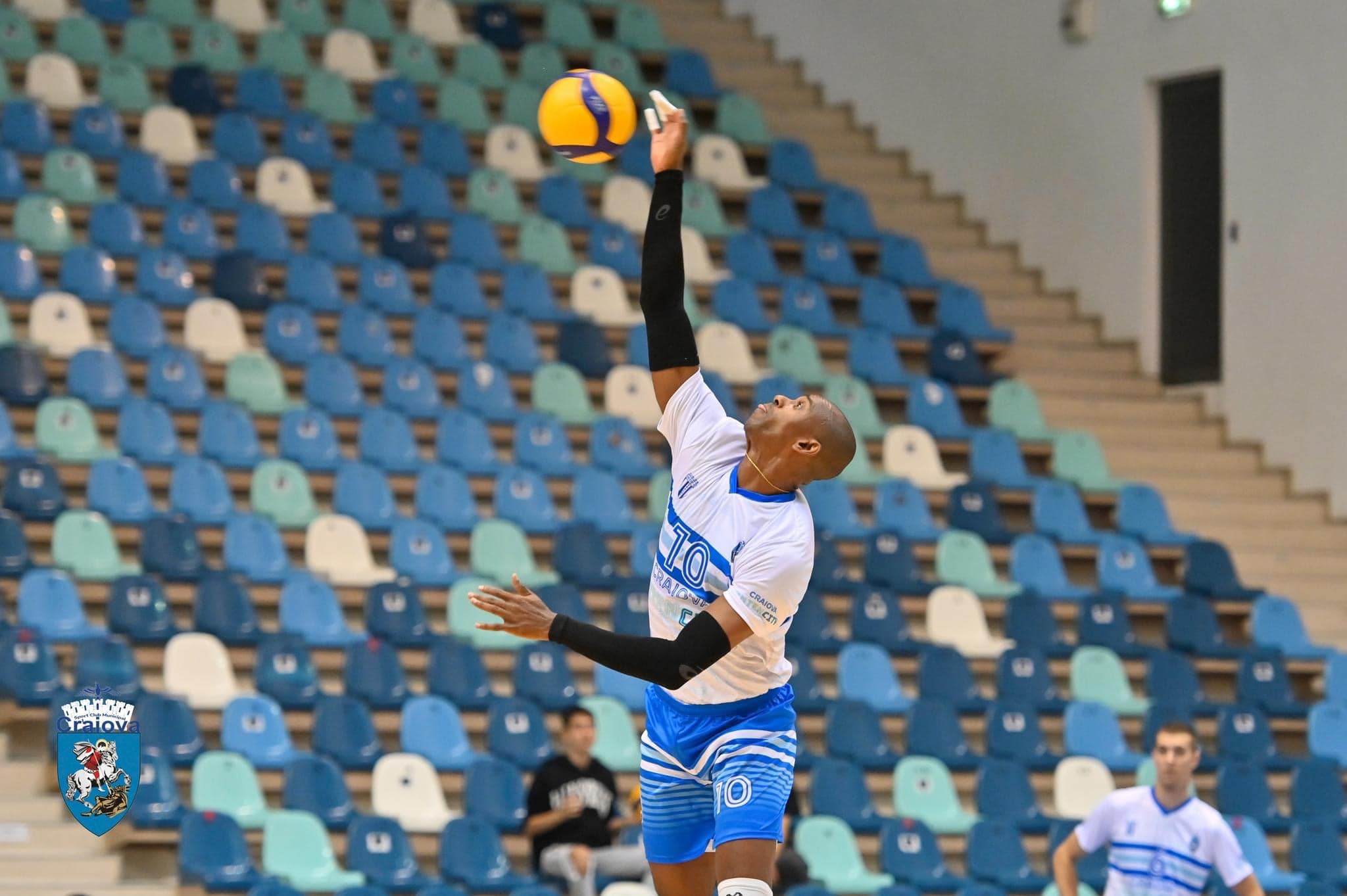 Echipa masculină de volei a Craiovei se pregăteşte de startul noului sezon din Divizia A1