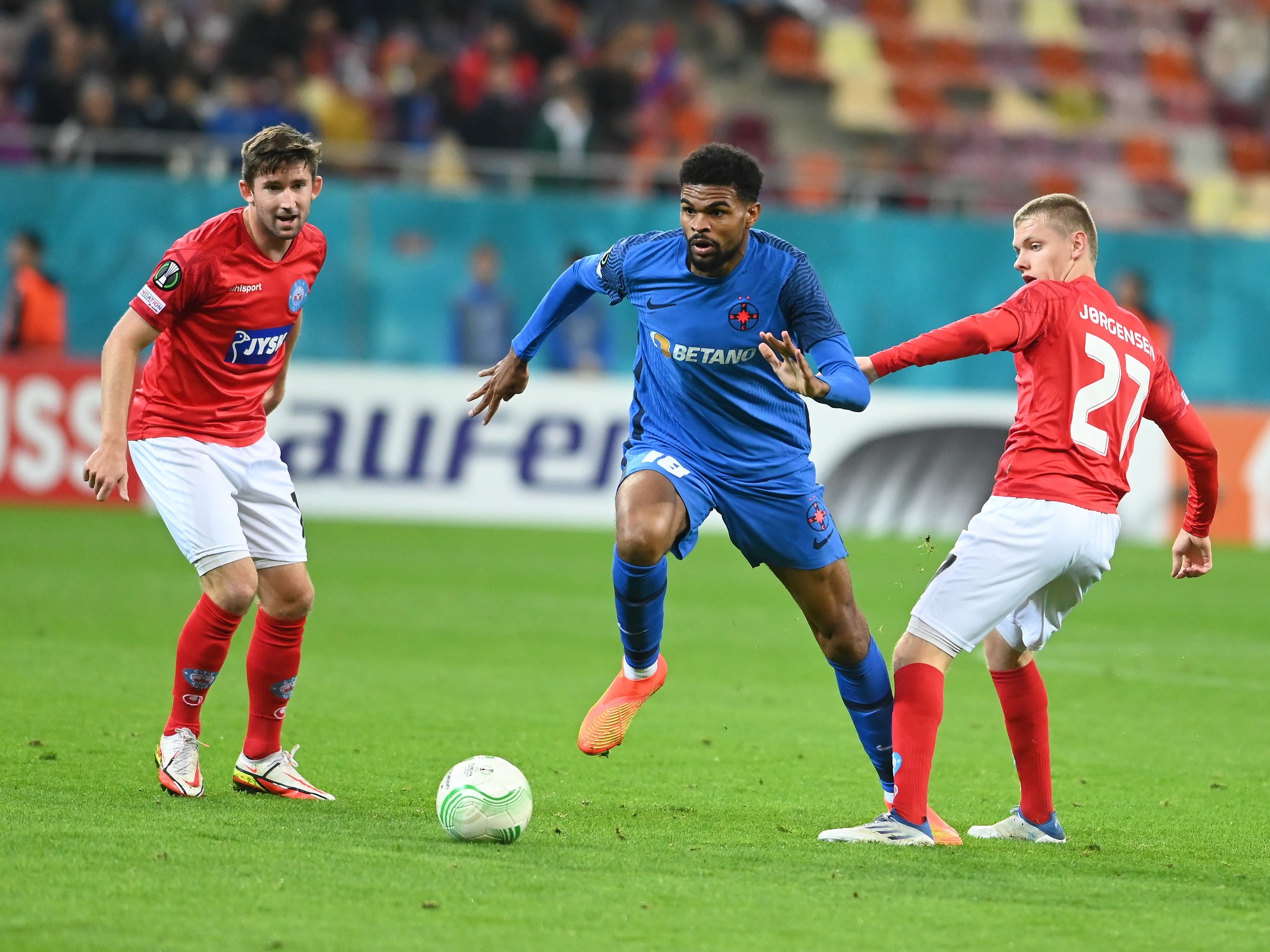 FCSB a fost învinsă de formaţia daneză Silkeborg, scor 5-0