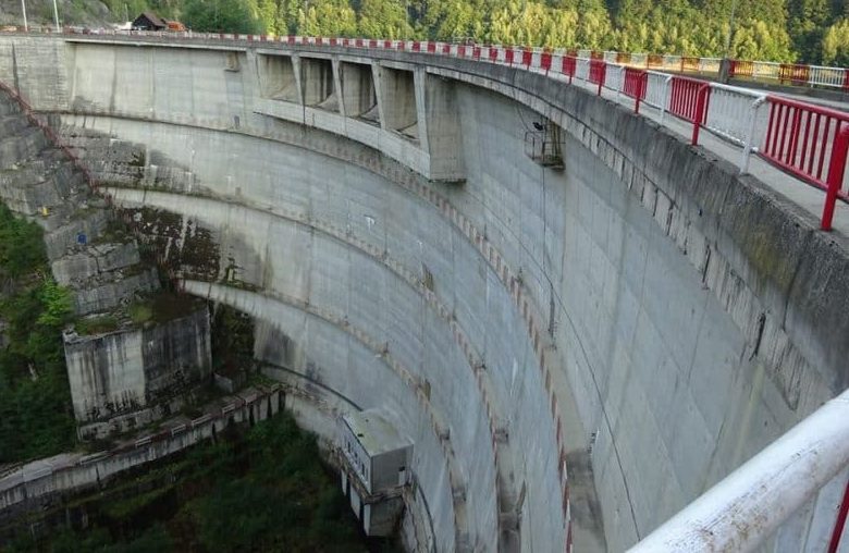 Barajele din toată ţara vor fi verificate