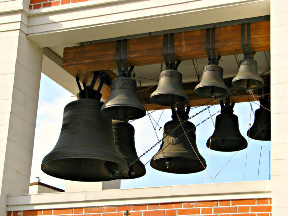 Pe 24 Ianuarie, clopotele bisericilor din toată țara vor bate, în același timp