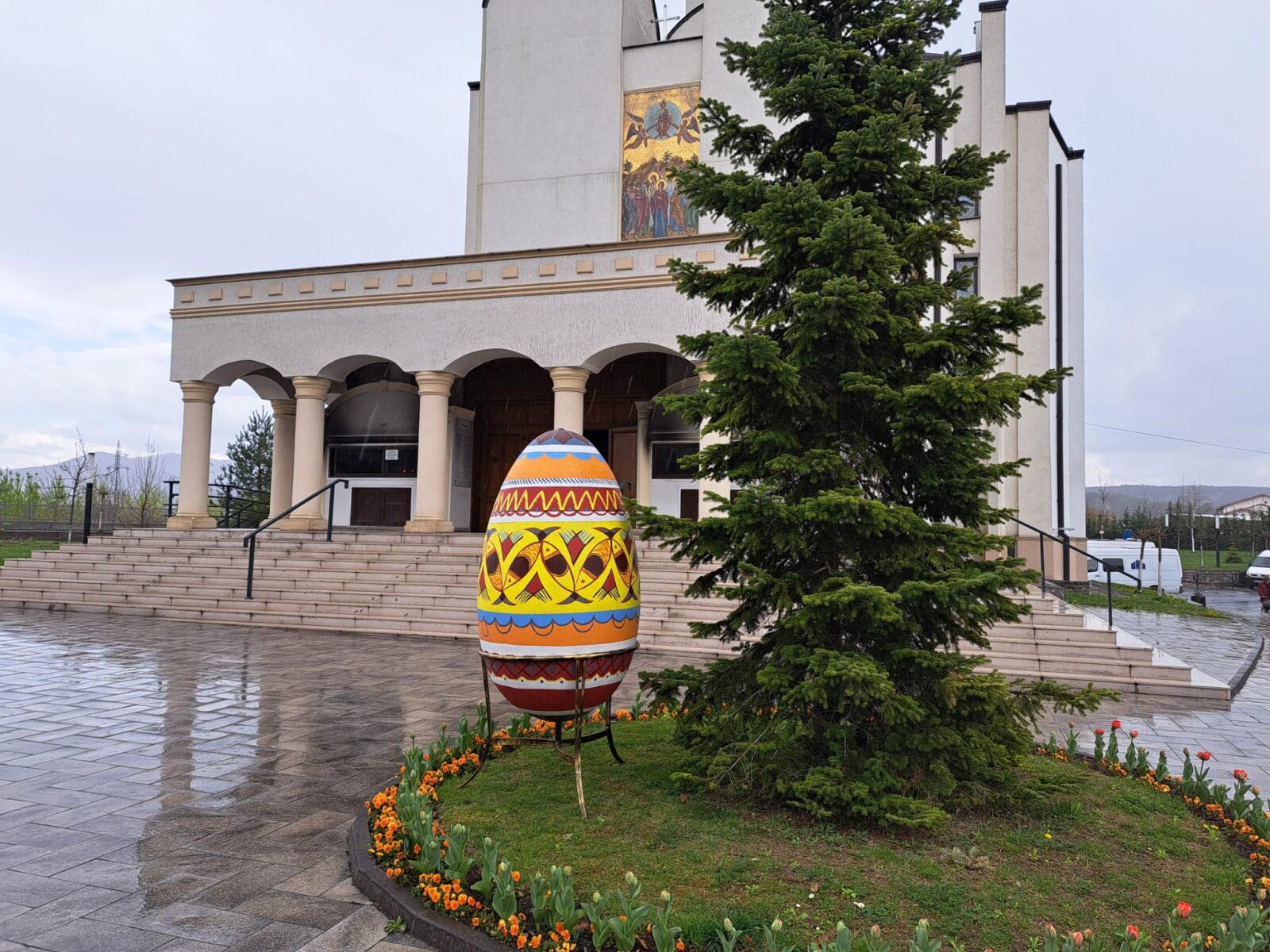 Decorațiuni pascale in Râmnicu Valcea