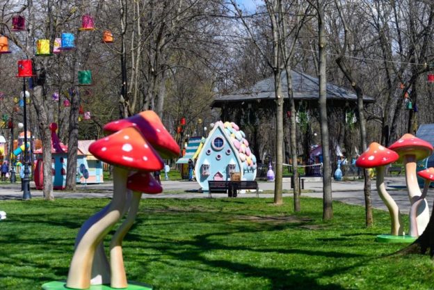 Primăria Craiova: toate elementele de butaforie de la Târgul de Paște au costat 53.860 de euro