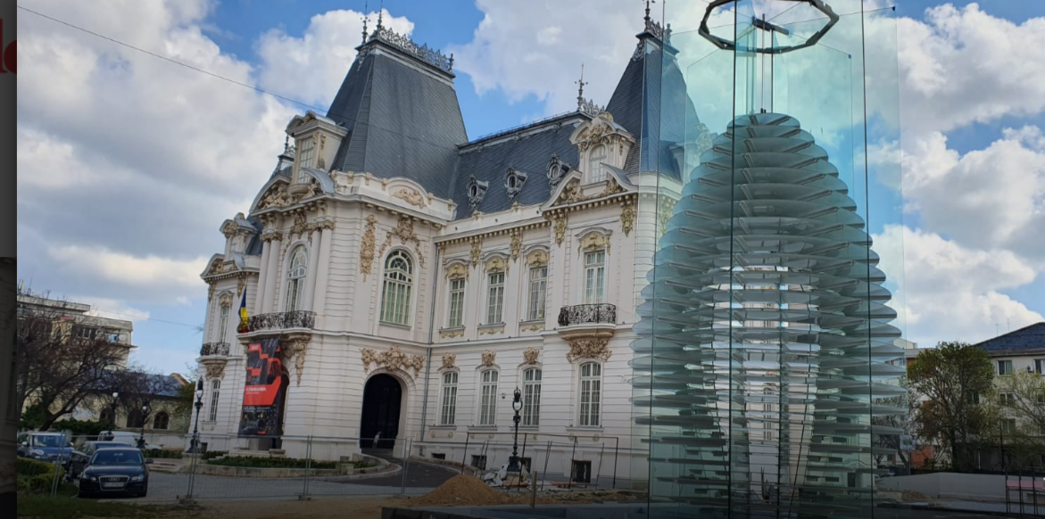 ”Eclectic”, expoziție a Universității Naționale de Arte din București, la Muzeul de Artă Craiova