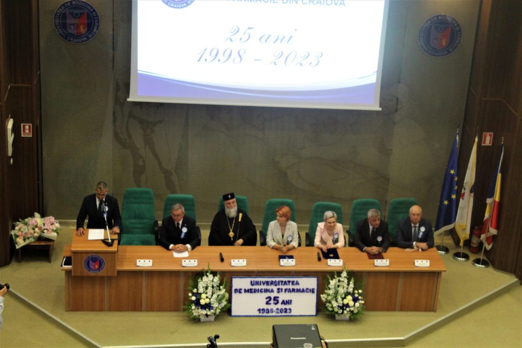 Universitatea de Medicină și Farmacie din Craiova a  sărbătorit 25 de ani de la înființare