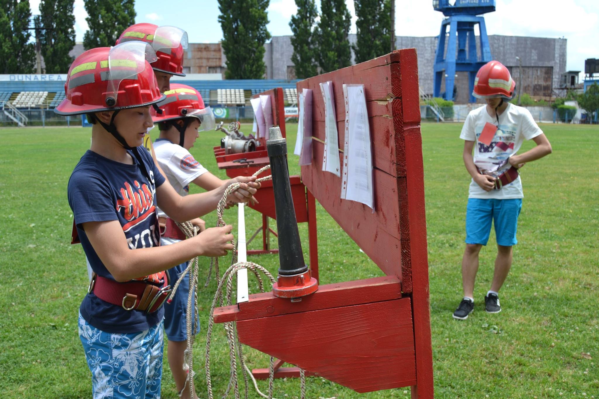 Vâlcea: Faza națională a concursului ”Prietenii pompierilor”