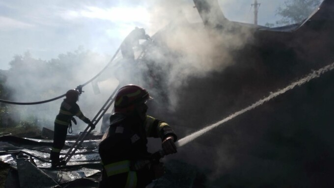 Vâlcea: Biserică – monument istoric, distrusă de flăcări