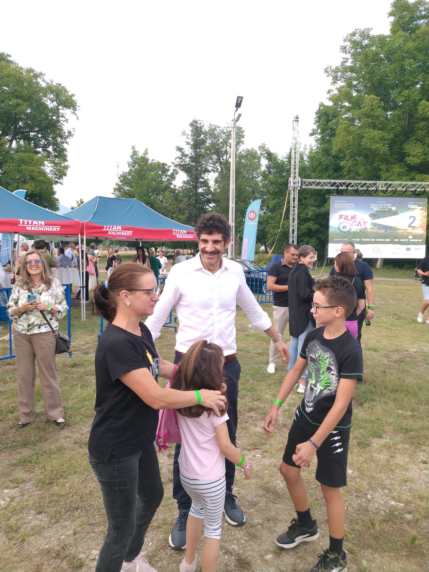 Maine va incepe in Dolj, Festivalul Film in sat