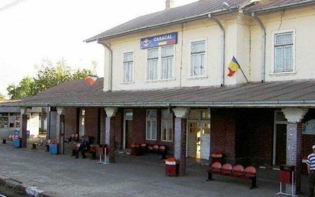 Licitația pentru modernizarea Gării Caracal a fost anulată, din nou
