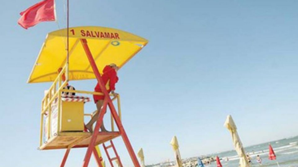 Bătaie cu salvamarii (audio)