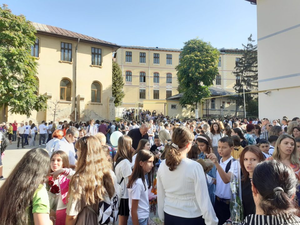 Craiova: Prima zi de școală, la Colegiul Național ”Carol I” (galerie foto)