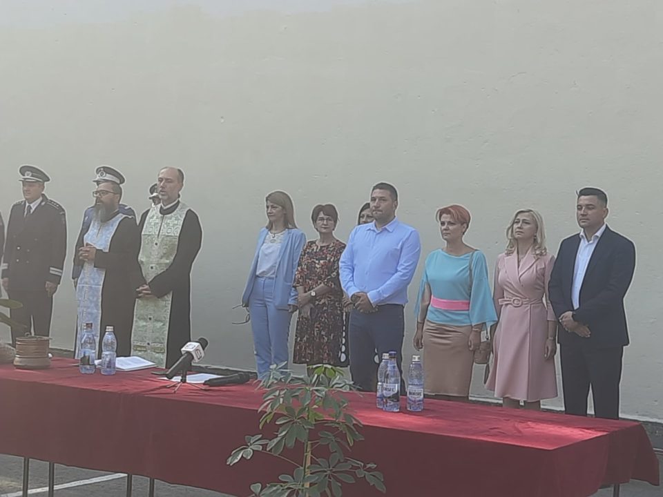 Primarul Craiovei, la festivitatea de deschidere a anului școlar de la Colegiul Pedagogic ”Ștefan Velovan”