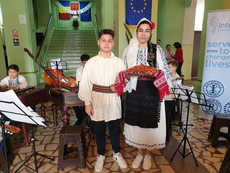 Ziua Naționale a României celebrată de Liceul Tehnologic Transporturi Căi Ferate, Craiova