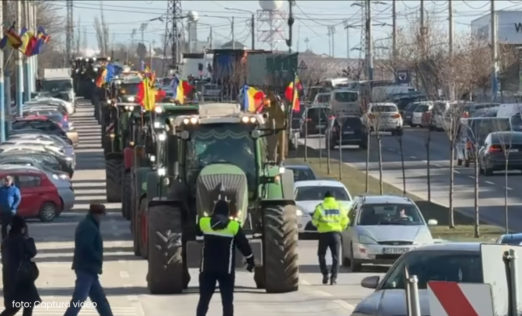 Cea de-a cincea zi de proteste ale transportatorilor și agricultorilor a produs perturbări ale traficului