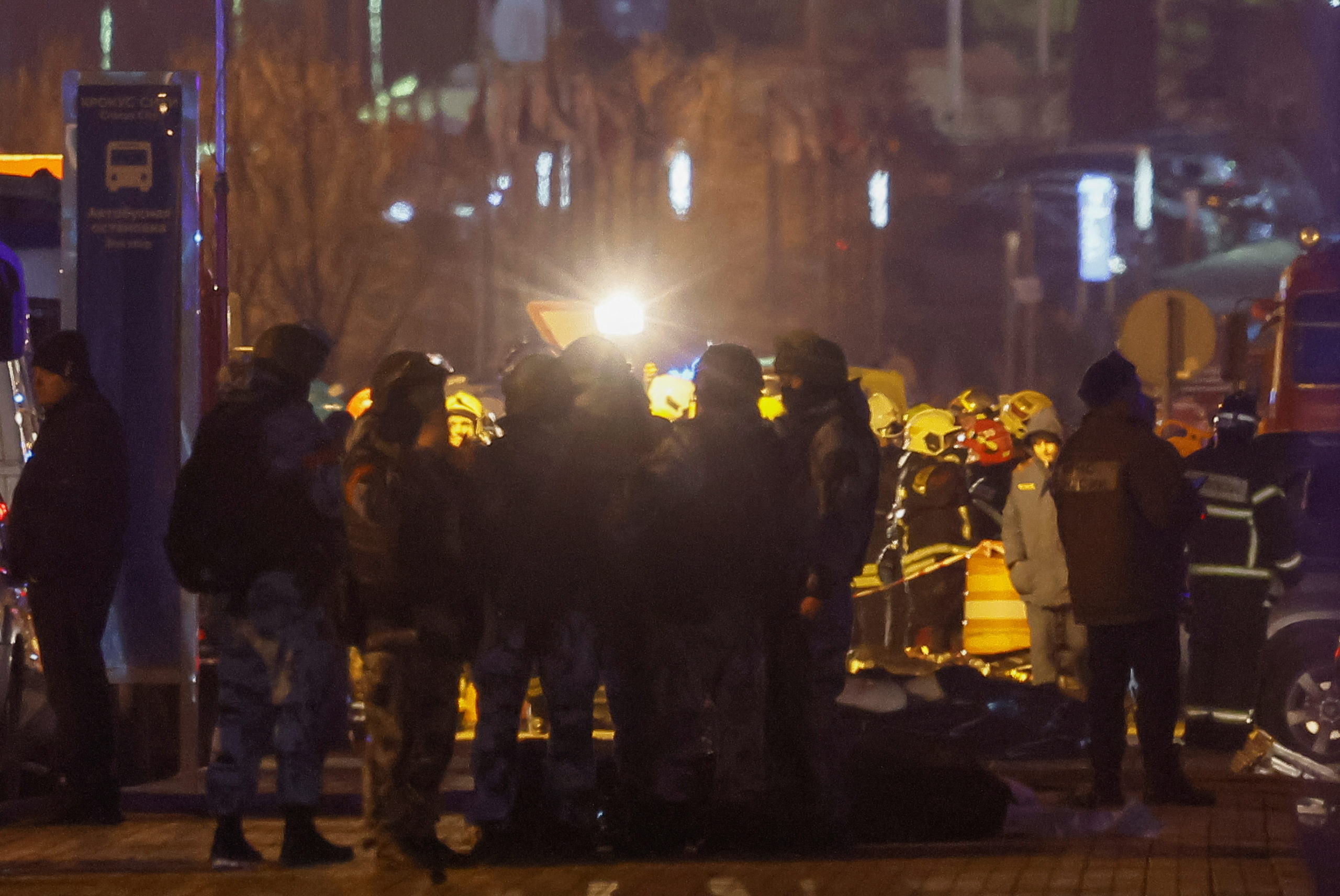 Cei patru suspecţi ai atacului de la Moscova au fost duşi ieri la tribunal