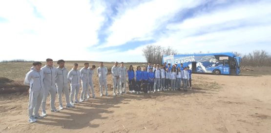 Jucătorii Universității Craiova au plantat puieți la Apele Vii