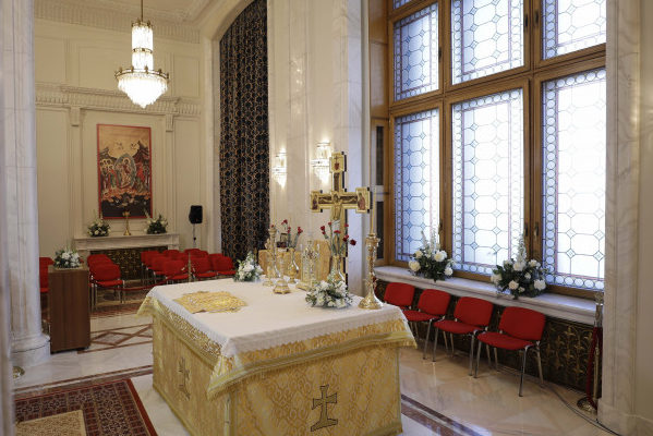 Patriarhul Daniel a sfinţit capela ortodoxă din Palatul Parlamentului