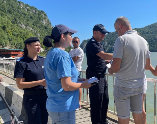 „Vacanță în siguranță!” – campanie de informare și prevenire a faptelor antisociale