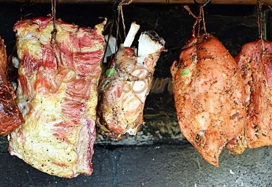 Comisia Europeană interzice toate aromele artificiale de fum