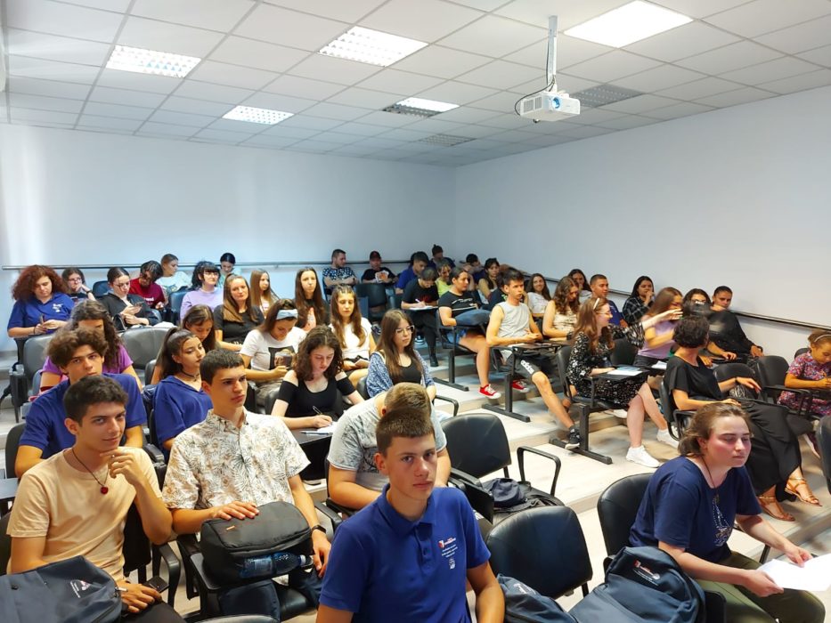 Școala de vară ROSE ,,Învață pentru siguranța viitorului tău”, la Universitatea din Craiova